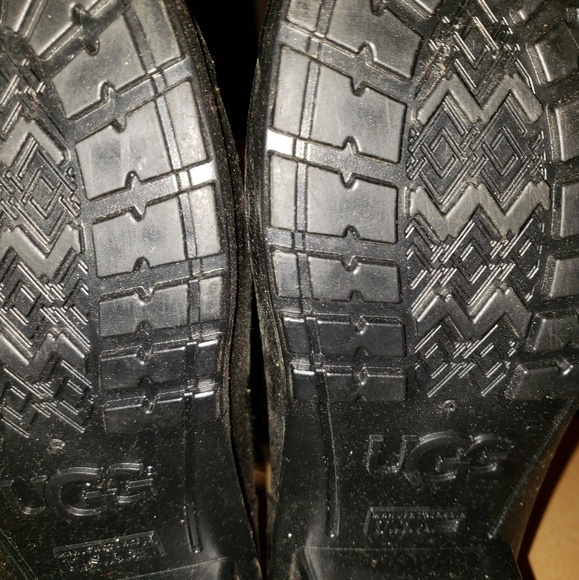 Ugg Rain Boots W/ socks. - Picture 4 of 9